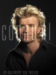 03-01-2009 Hans Klok at studio in Amsterdam

[keywords]Headshot, Smiling, Eyecontact, Posed, Illusionist[/keywords]